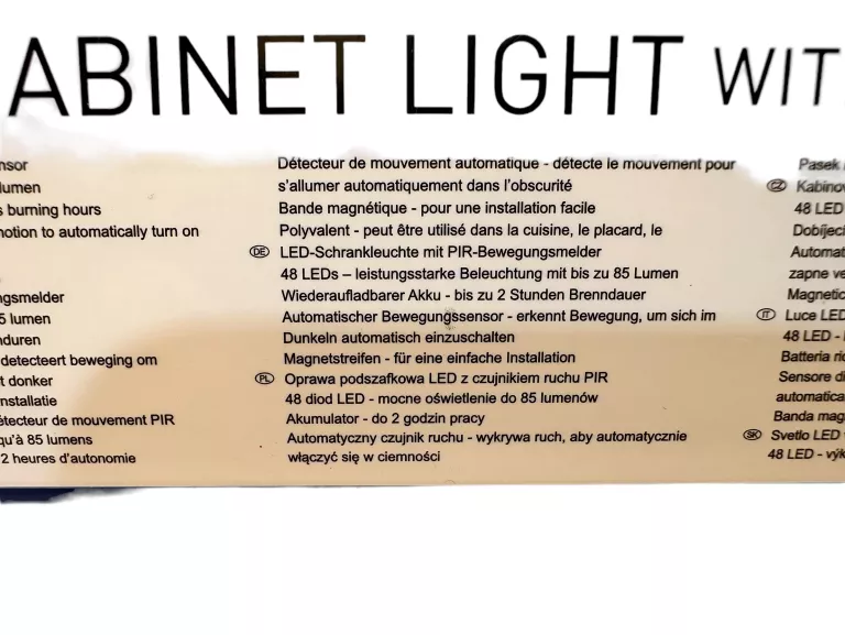 OPRAWA PODSZAWKOWA LED (GRUNDIG) Z CZUJNIKIEM RUCHU PIR 48 DIOD LED
