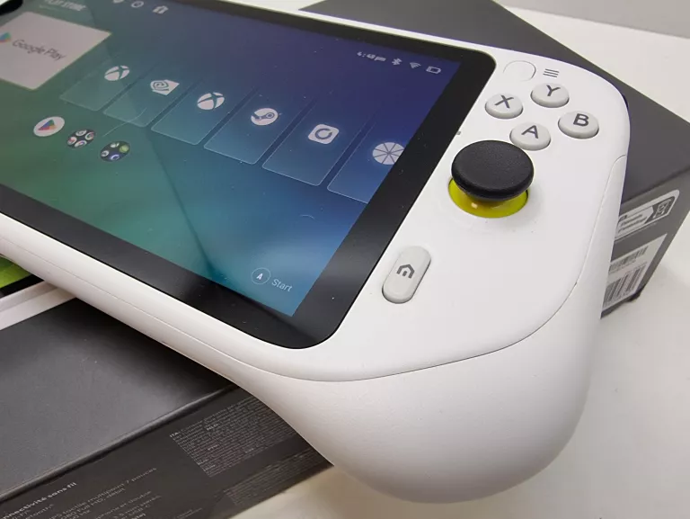 konsola-logitech-g-cloud-gaming-handheld-komplet-product-id-2aed2bc5-4724-40ec-9bc7-525b3d2435de