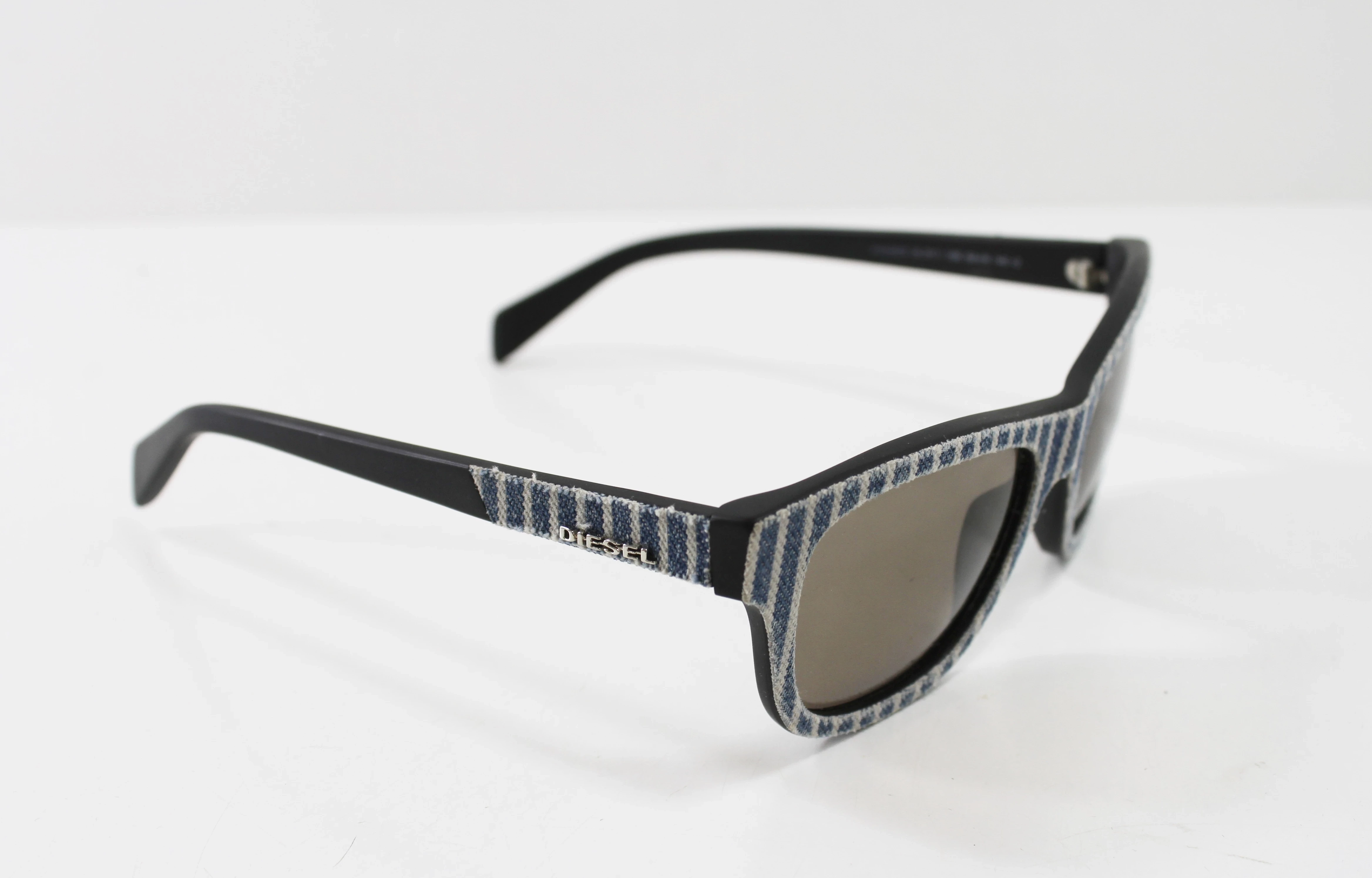 okulary-diesel-dl-0111-ean-gtin-0664689633906