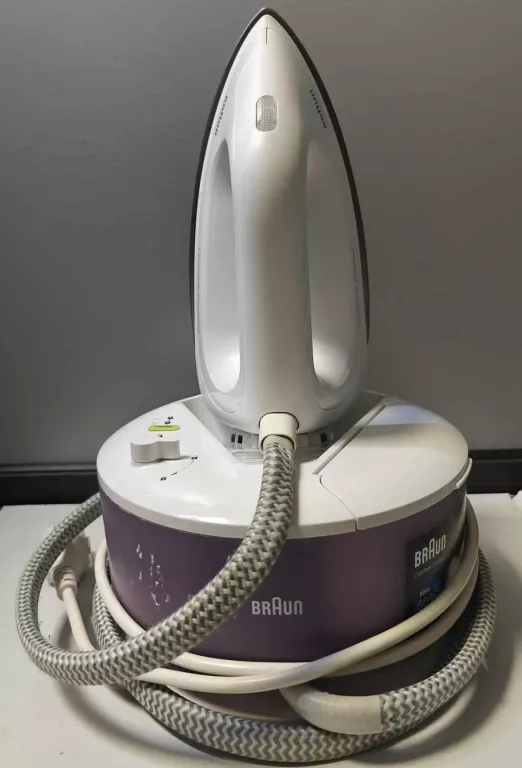 STACJA PAROWA BRAUN CARESTYLE COMPACT IS 2044