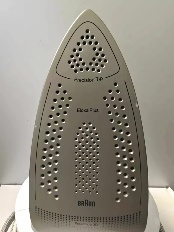 STACJA PAROWA BRAUN CARESTYLE COMPACT IS 2044