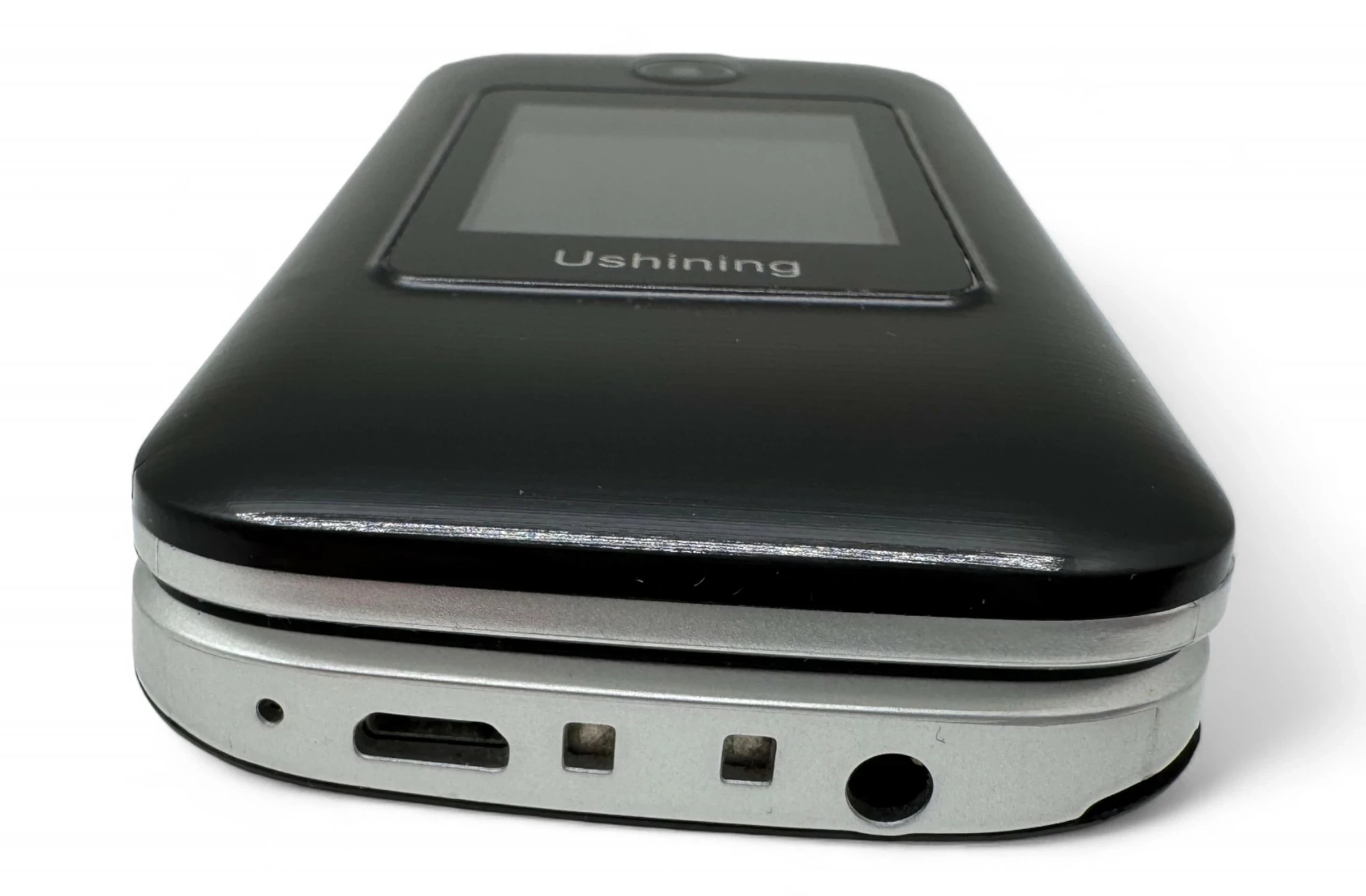 telefon-komorkowy-ushining-z-klapka-typ-telefon-komorkowy