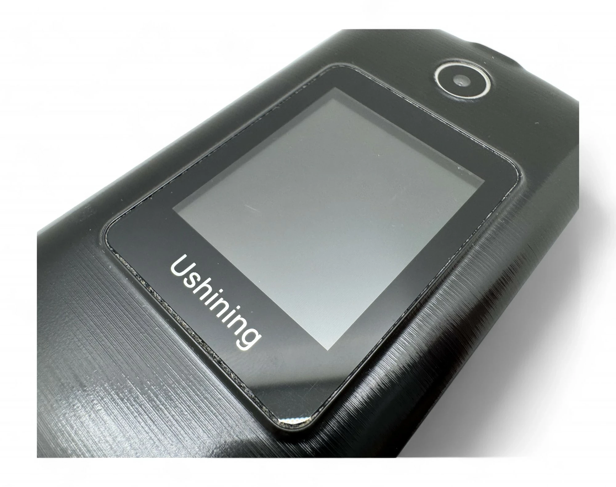 telefon-komorkowy-ushining-z-klapka-kod-producenta-4061242538825