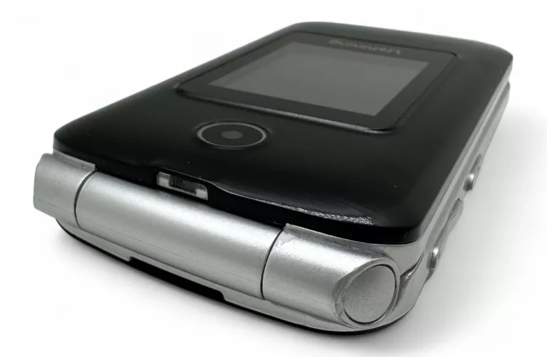 telefon-komorkowy-ushining-z-klapka-kolor-czarny