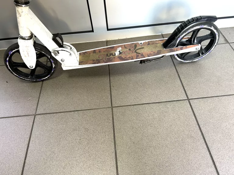 HULAJNOGA MUUWMI SCOOTER XXL 205