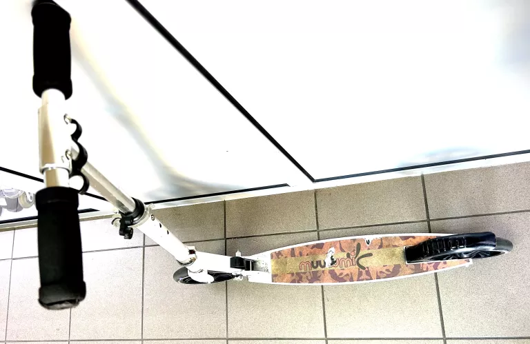 HULAJNOGA MUUWMI SCOOTER XXL 205
