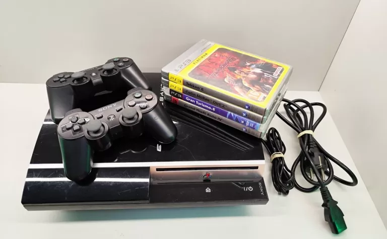 KONSOLA PLAYSTATION CECHL04 PADY I GRY Konsole