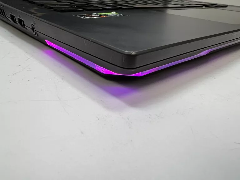 LAPTOP ASUS ROG STRIX G G531G 15,6