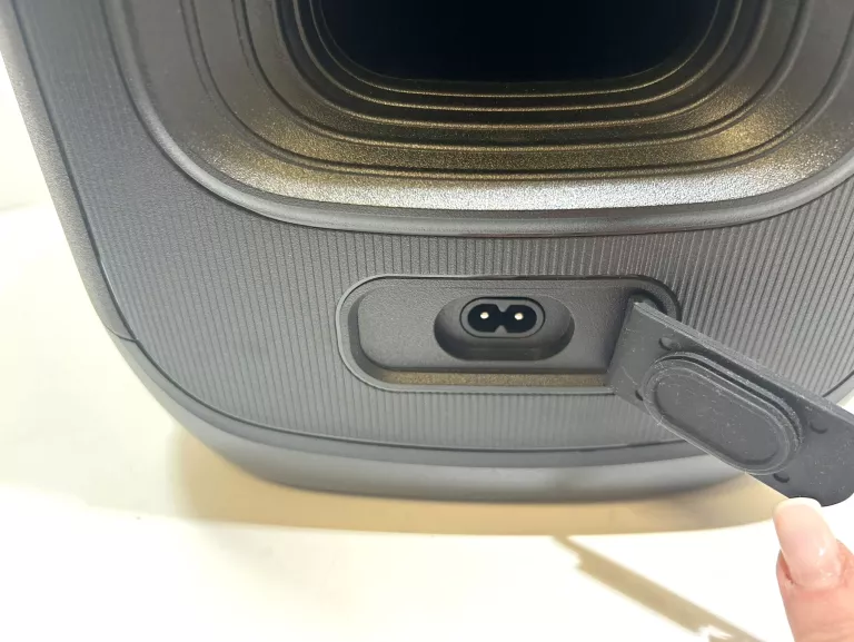 JBL PARTYBOX CLUB 120