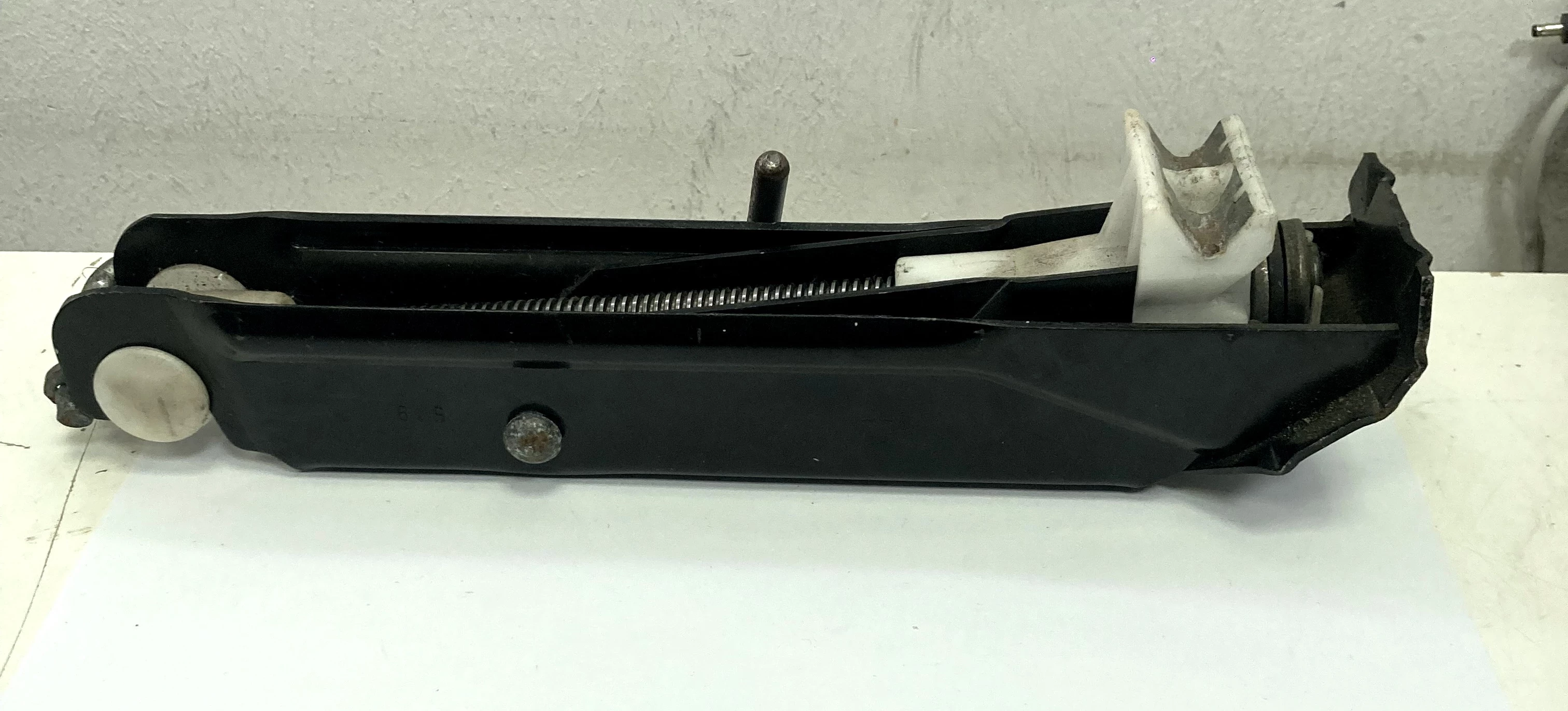 podnosnik-samochodowy-max-400kg-plac-imbramowski-121-krakow