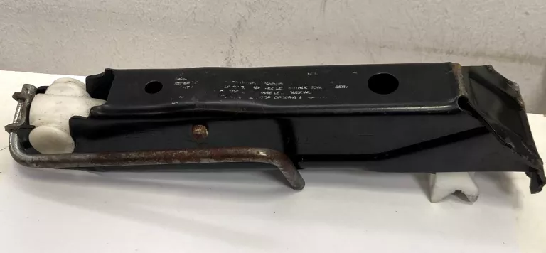 podnosnik-samochodowy-max-400kg-stan-uzywany