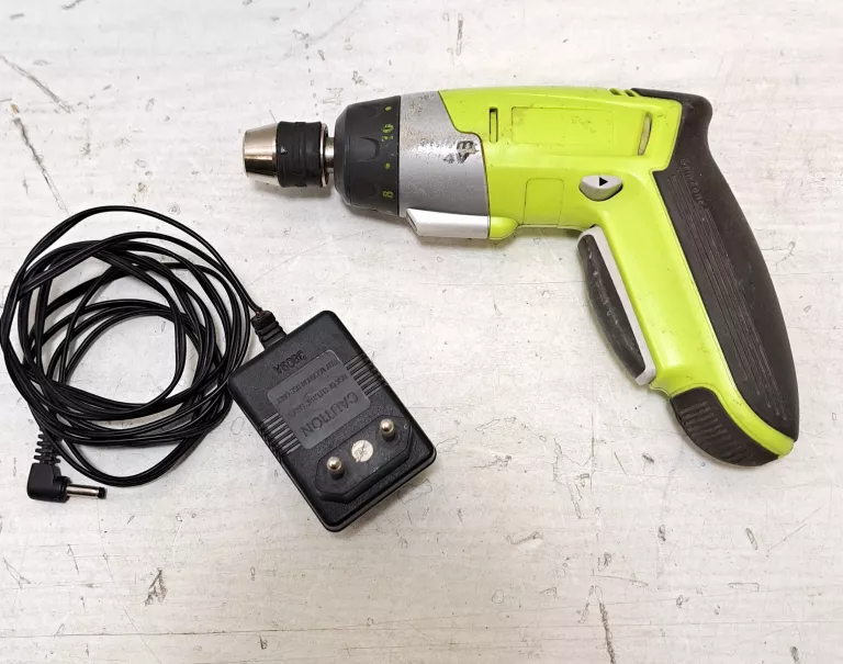 WKRĘTAK AKUMULATOROWY RYOBI CSD41 4V + ŁADOWARKA