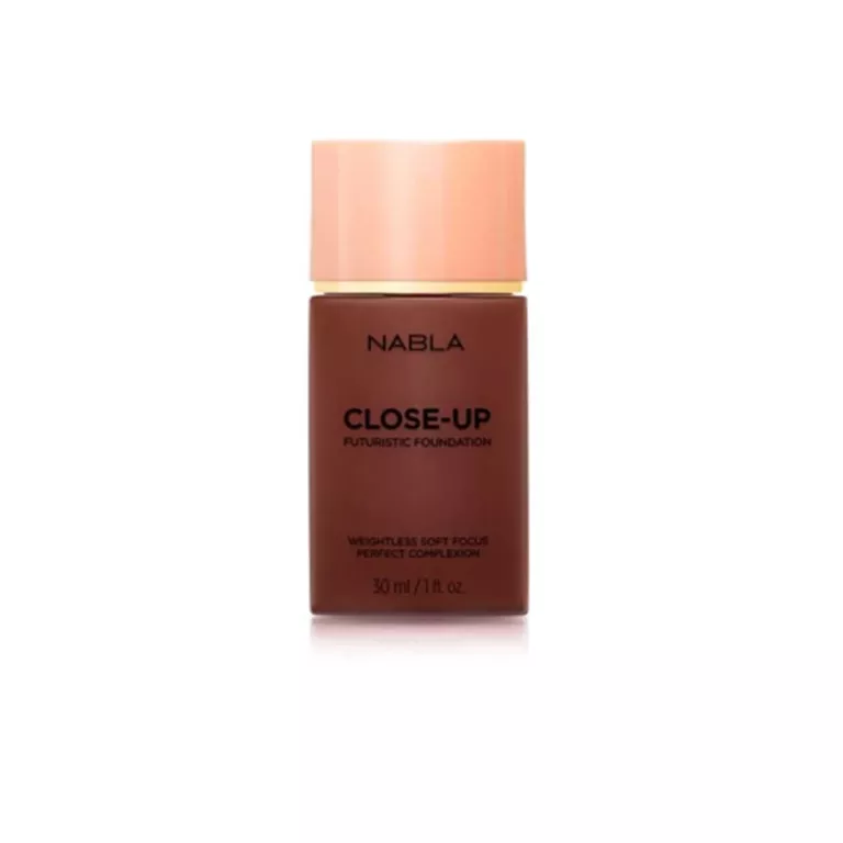 NABLA - CLOSE-UP FUTURISTIC FOUNDATION - D45