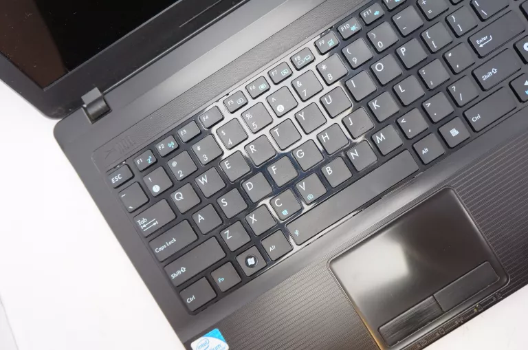 LAPTOP ASUS X54C