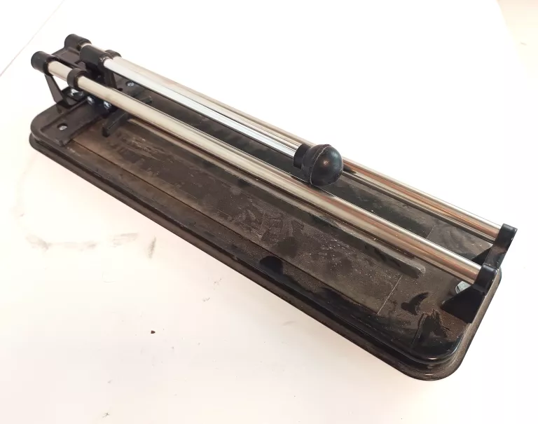 przecinarka-do-glazury-max-330mm-seria-330