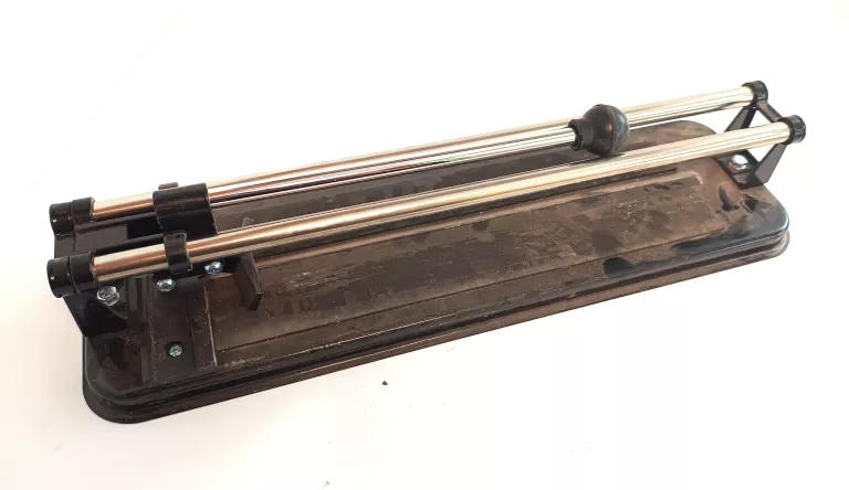 przecinarka-do-glazury-max-330mm-aleja-jana-pawla-ii-9b-reda