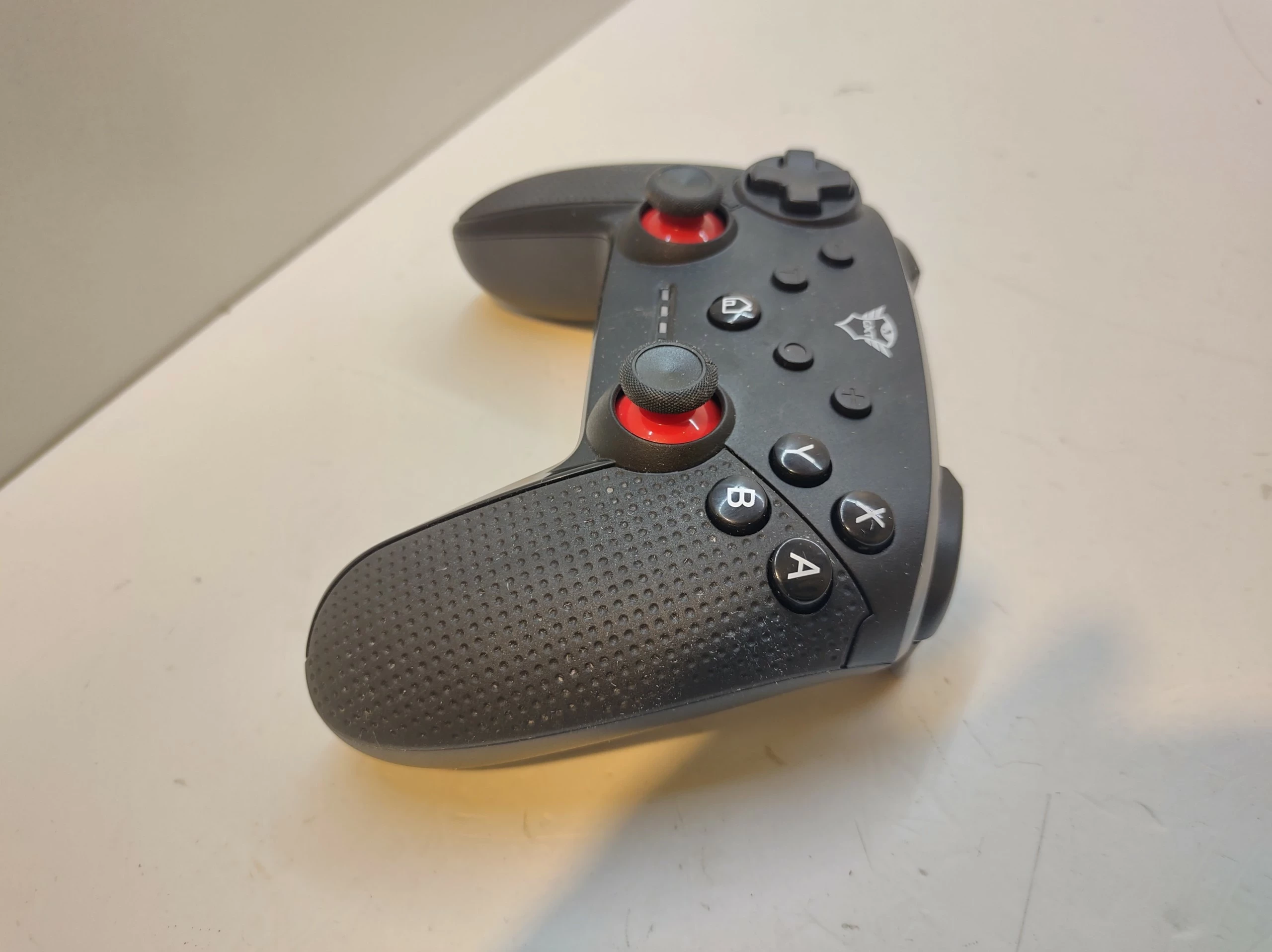 pad-trust-muta-23579-kolor-249512-1647413