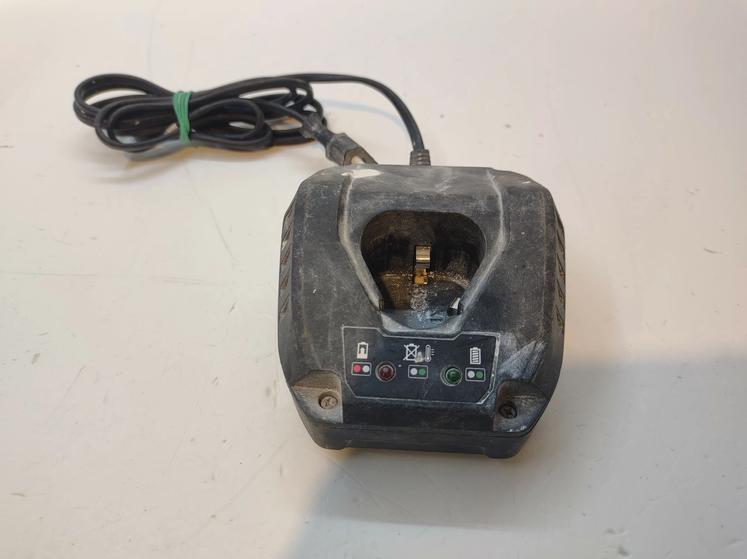 wkretarka-macallister-msdd12-li-walizka-stan-11323-2