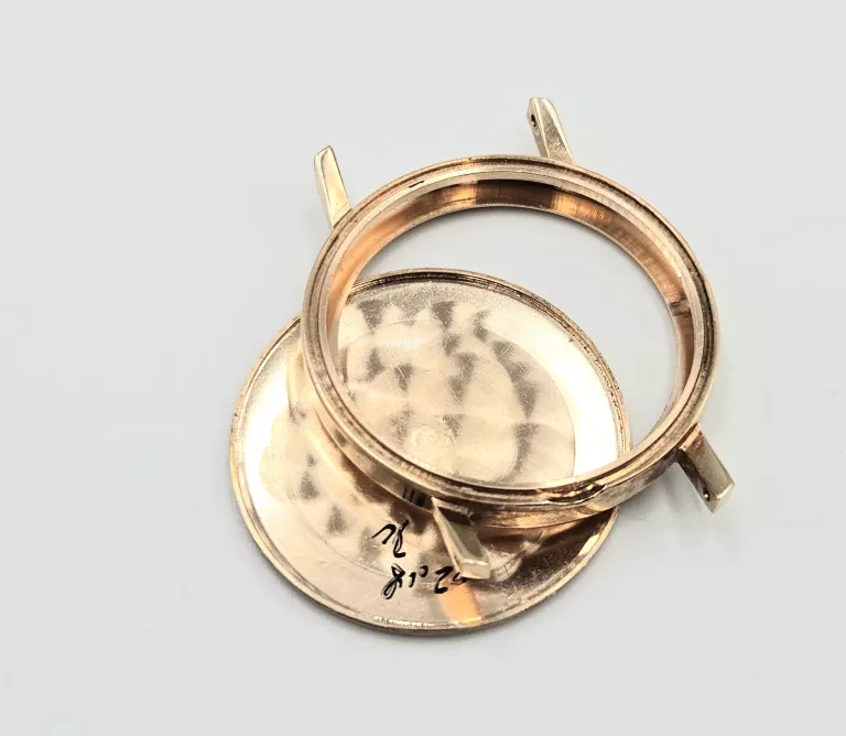 zlom-zlota-w1426-gr-pr-585-koperta-zegarka-wostok-masa-1426