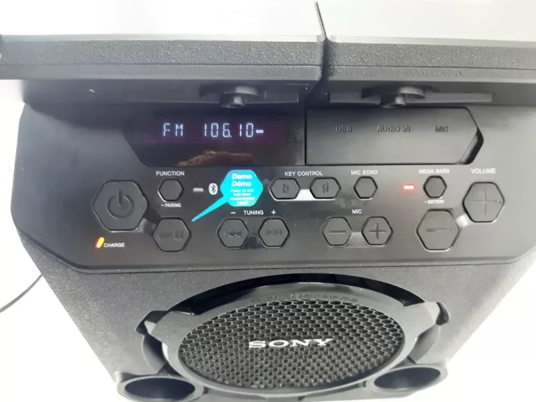 GŁOŚNIK PRZENOŚNY SONY GTK-PG10
