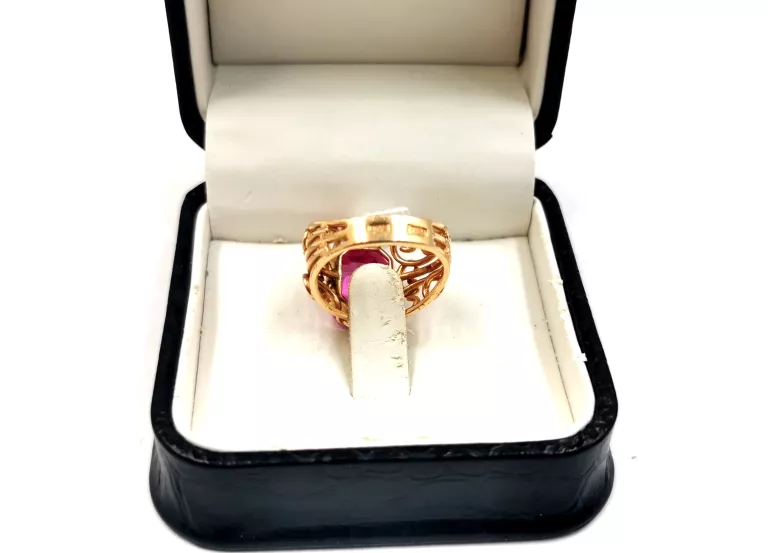 ZŁOTY  PIERŚCIONEK Z RÓŻOWYM KAMIENIEM PRÓBY 583