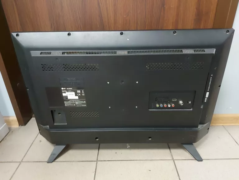 TELEWIZOR LG LED 32' 32LH500D + PILOT