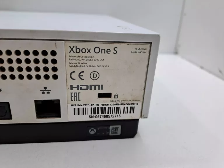 KONSOLA - XBOX ONE 1TB (MODEL 1681) 2 PADY+1GRA FIFA 19 !!OPIS!!