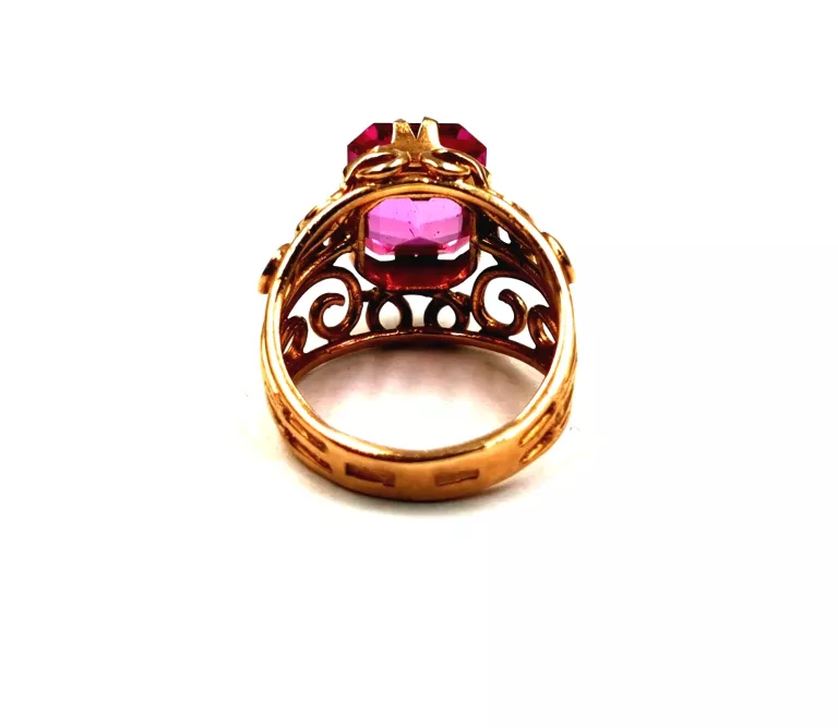 ZŁOTY  PIERŚCIONEK Z RÓŻOWYM KAMIENIEM PRÓBY 583