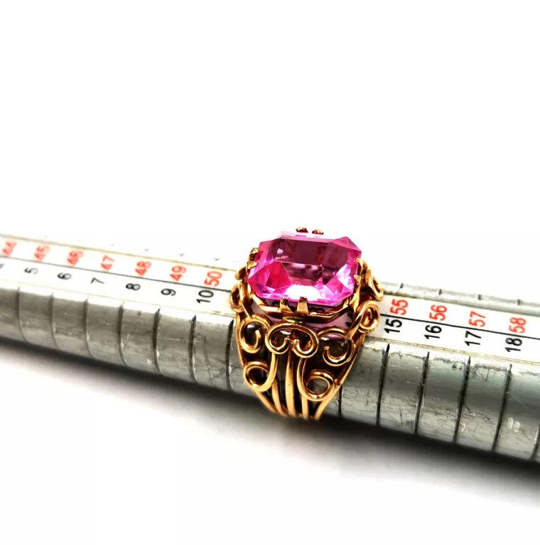 ZŁOTY  PIERŚCIONEK Z RÓŻOWYM KAMIENIEM PRÓBY 583