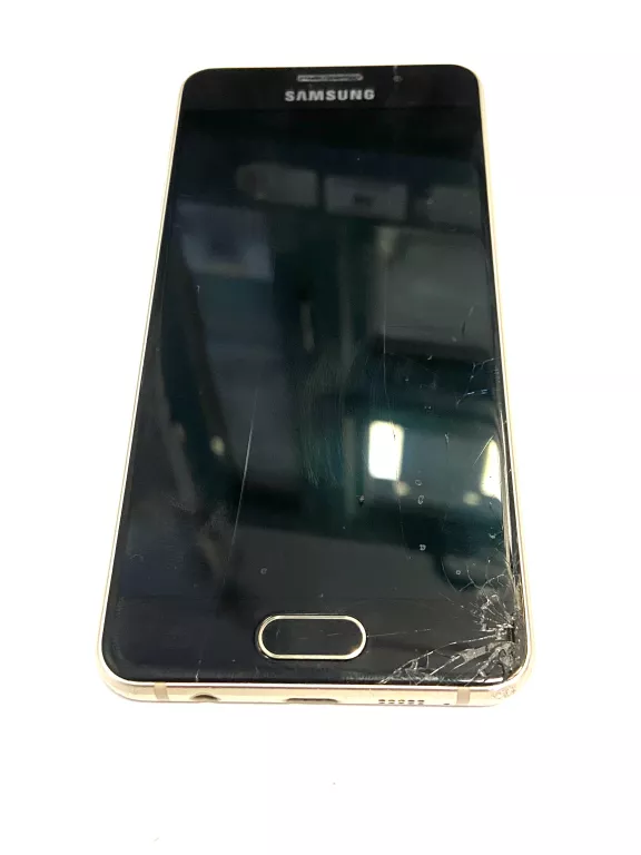 SMARTFON SAMSUNG GALAXY A3 2016 SM-A310F 1,5 GB / 16 GB PŃV9