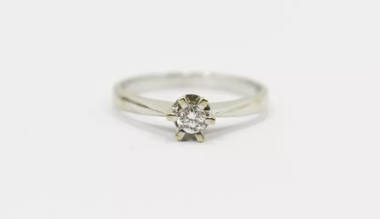PIERŚCIONEK BIAŁE ZŁOTO Z DIAMENTEM YES (585, 2,57G, R:15) 0,15 CT