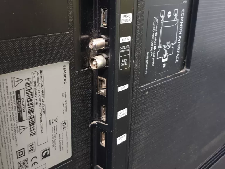 TELEWIZOR SAMSUNG UE55TU7172U 55" 4K UHD DVB-T2  SMART