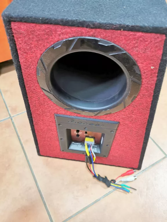 PIONEER TS-WX300A SUBWOOFER AKTYWNY 30 CM Z WBUDOWANYM WZMACNIACZEM