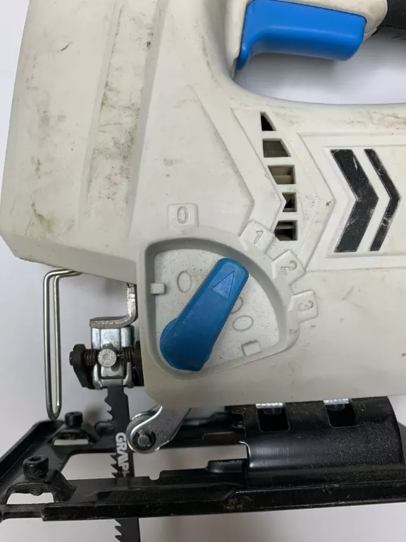 wyrzynarka-macallister-msjs600-mocowanie-brzeszczotu-chwyt-typu-t