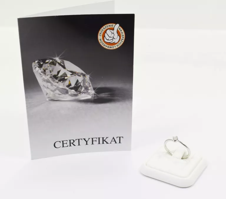 pierscionek-biale-zloto-z-diamentem-585-190g-r14-015-ct-waga-001