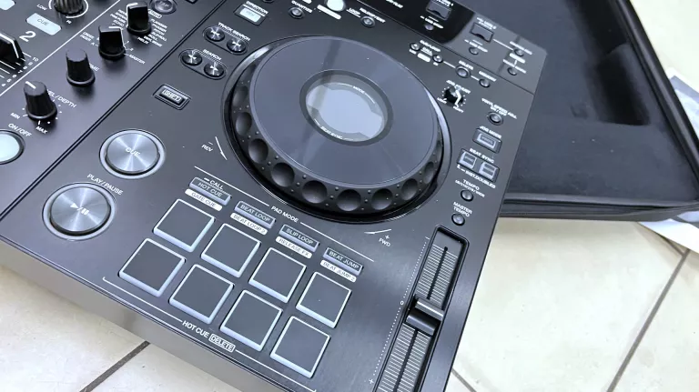 KONSOLA KONTROLER PIONEER XDJ-RX3 CASE