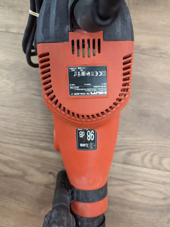 mlot-wyburzeniowy-hilti-te-700-avr-stan-uzywany