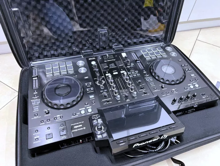 KONSOLA KONTROLER PIONEER XDJ-RX3 CASE