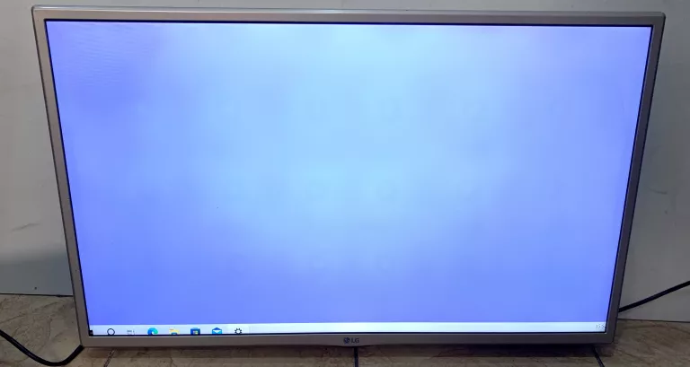 TELEWIZOR LG 32LF5610