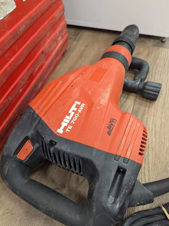 mlot-wyburzeniowy-hilti-te-700-avr-energia-udaru-115