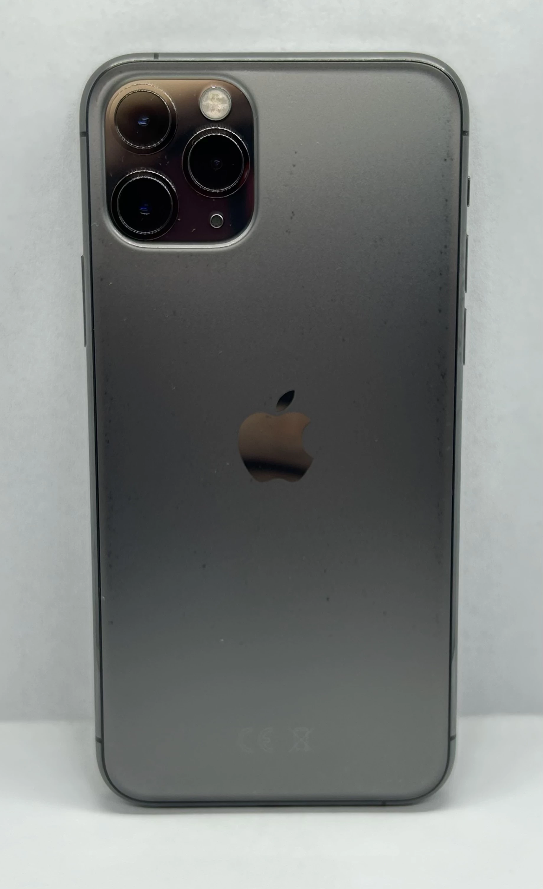 apple-iphone-11-pro-64gb-czarny-71-kondycji-baterii-pamiec-ram-4-gb