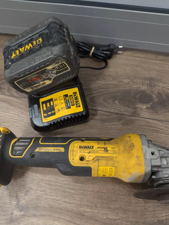 SZLIFIERKA DEWALT D65509