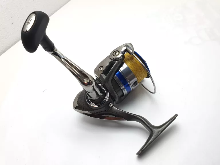 KOŁOWROTEK DAIWA MEGAFORCE 2500A