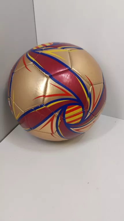 PIŁKA NOŻNA FC BARCELONA STAR GOLD R. 5