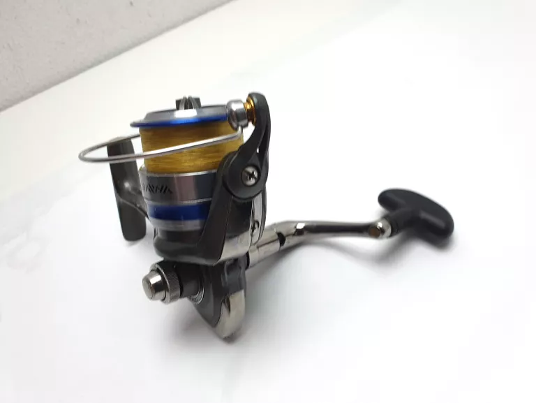 KOŁOWROTEK DAIWA MEGAFORCE 2500A