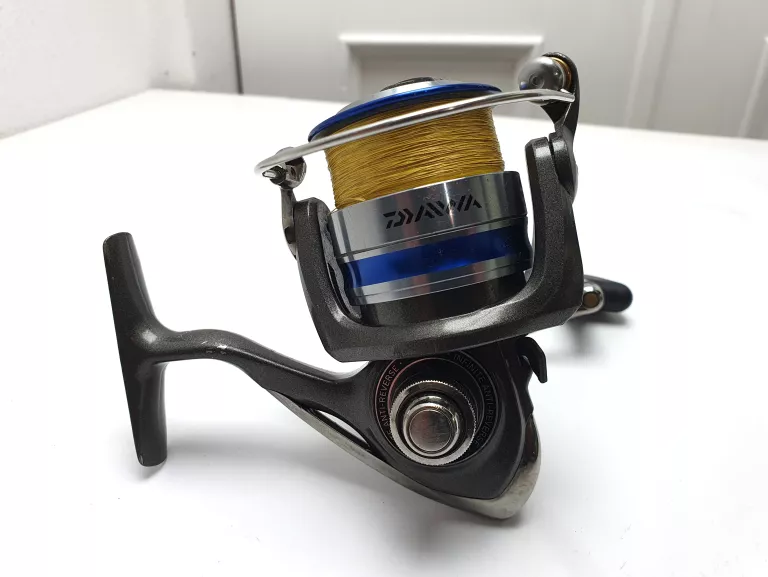 KOŁOWROTEK DAIWA MEGAFORCE 2500A