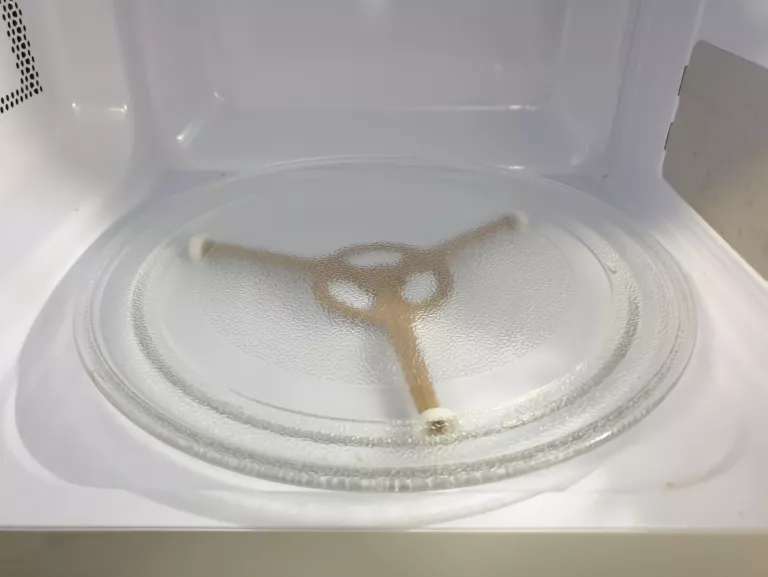 kuchenka-mikrofalowa-beko-mgc20130bb-stan-uzywany