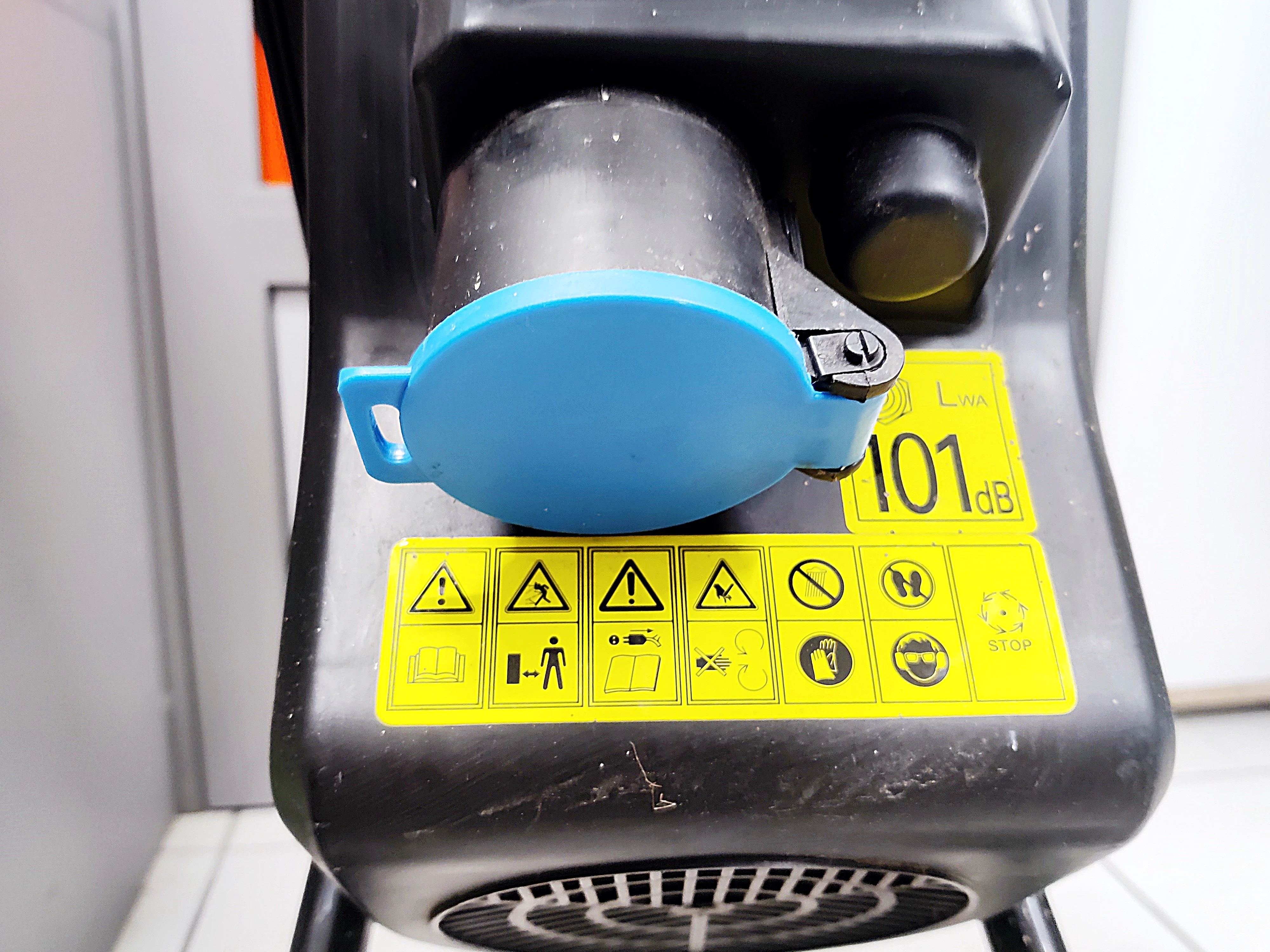 rozdrabniacz-do-galezi-macallister-mis-2500-pojemnosc-zbiornika-60