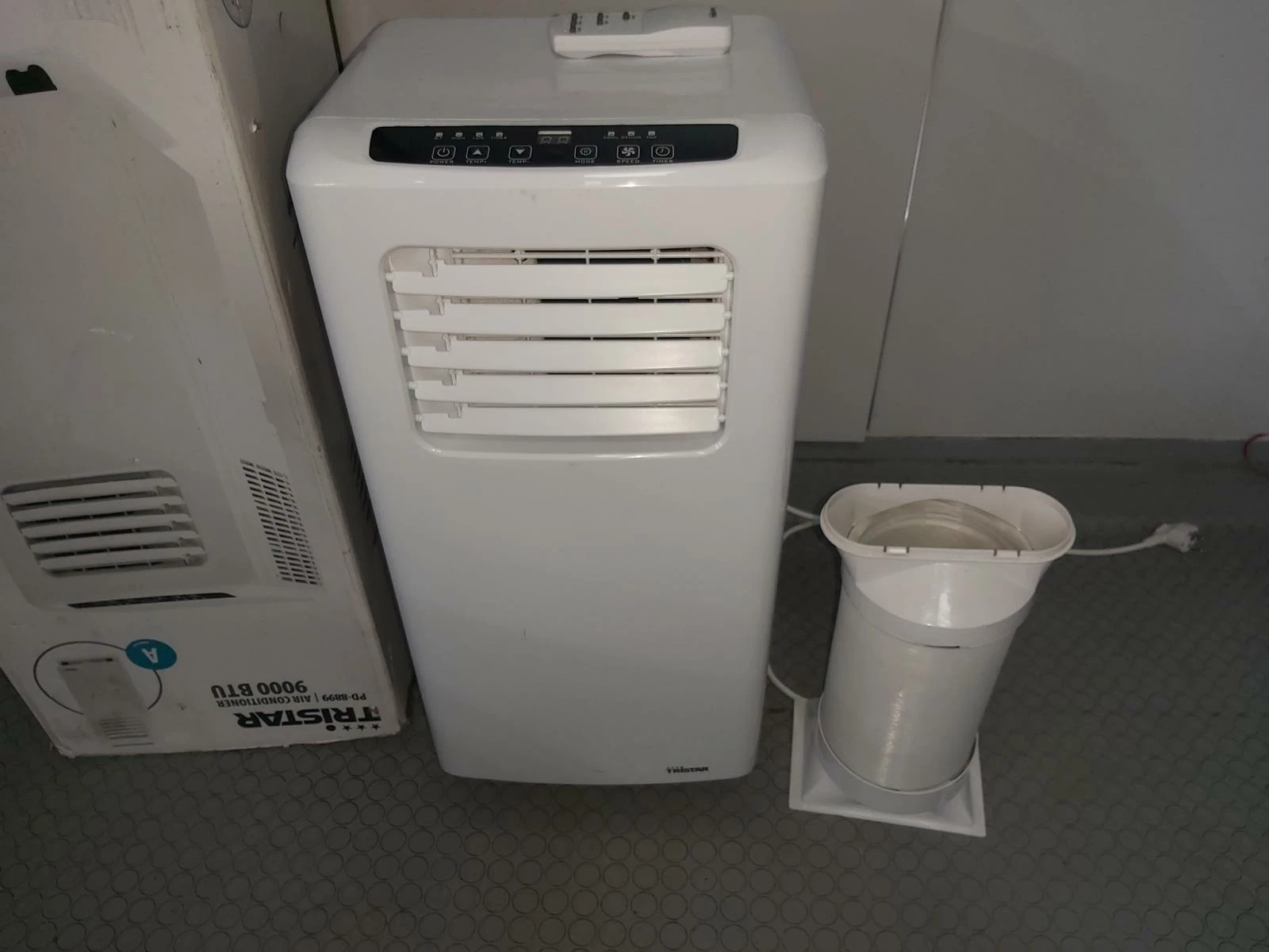 klimatyzator-tristar-pd-8899-1000w-w-kartonie-marka-tristar