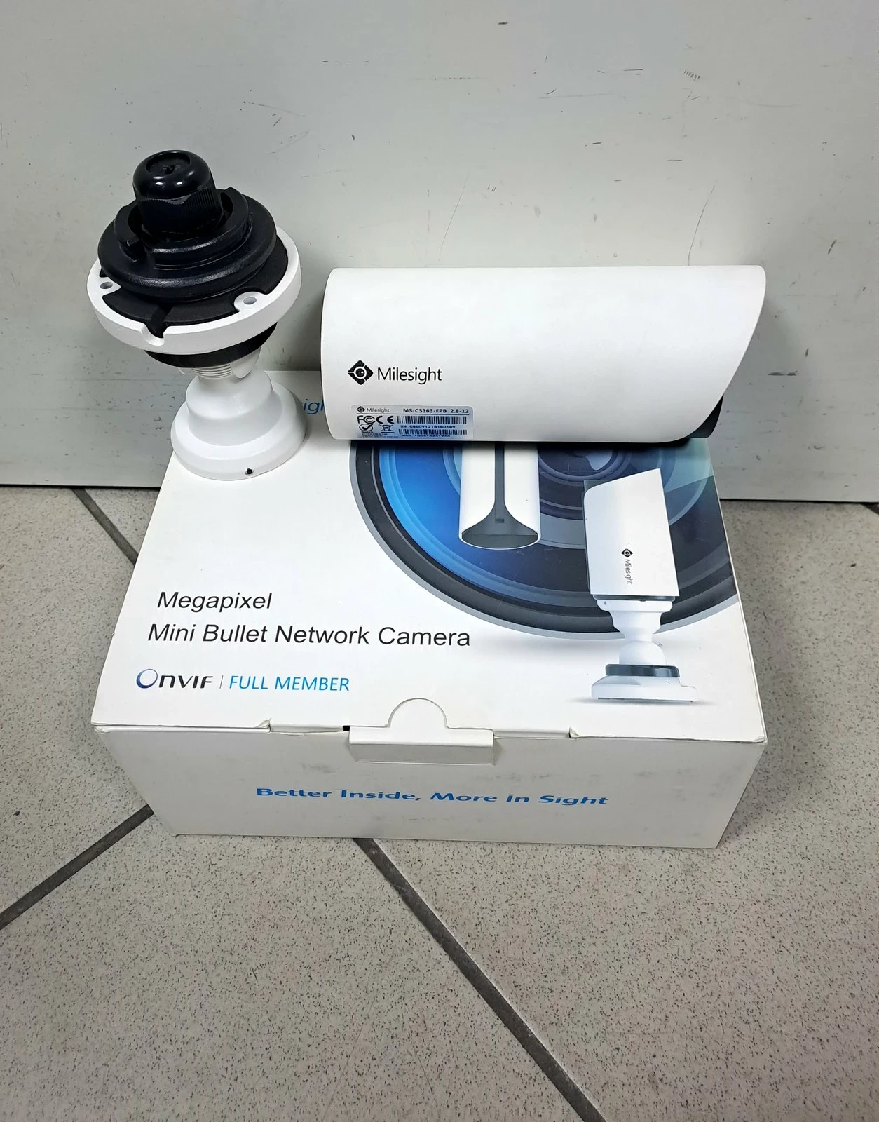 kamera-milesight-ms-c5363-fpb-komplet-rynek-4-chodziez